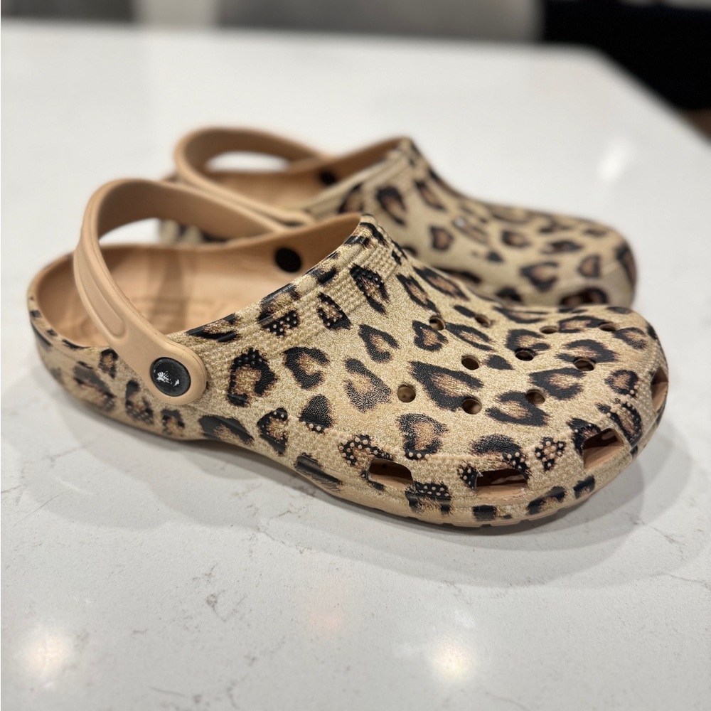 CROCS Leopard Pattern Women's Water Shoes